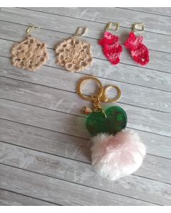 Pack 2 aros tejidos + llavero de resina