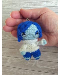 llavero amigurumi Tristeza de Intensamente